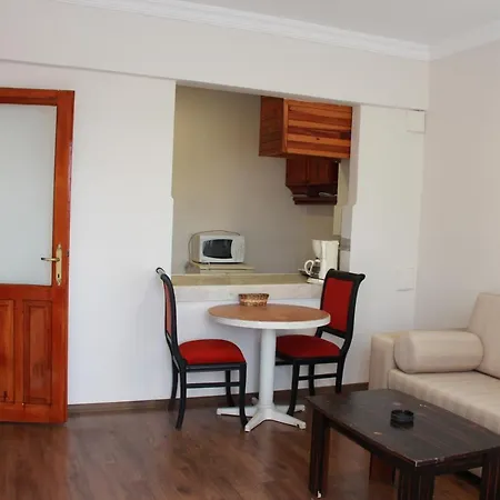 Luxor Apartment *